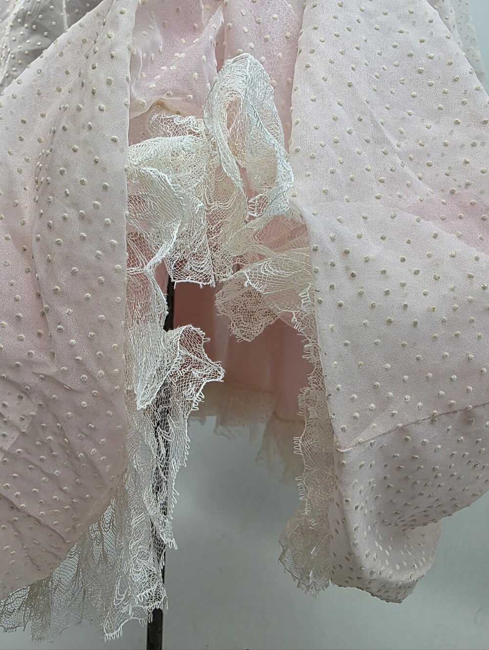 Colonial Lady by California Vintage 50's Women's Light Pink Lace Crinolin Skirt - Picture 5 of 7